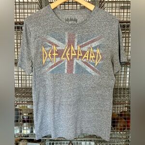 Def Leppard British Flag graphic tee SZ M (unisex)